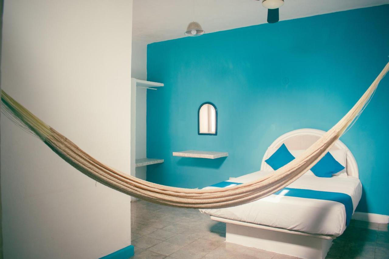 Hotel Posada Aurora Merida Bagian luar foto