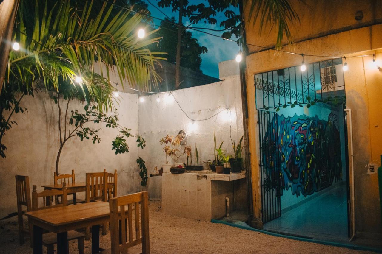 Hotel Posada Aurora Merida Bagian luar foto