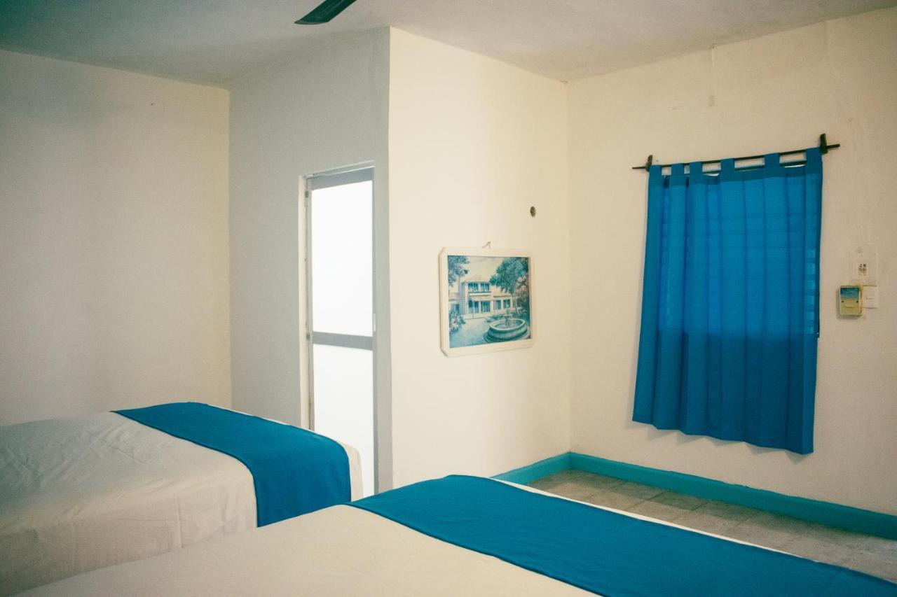 Hotel Posada Aurora Merida Bagian luar foto